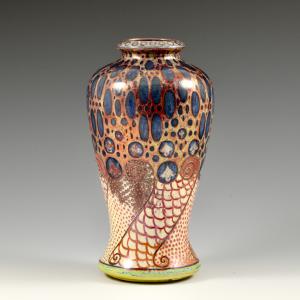 Vaso con cornucopie e decori secessionisti - Galileo Chini, Fornaci San Lorenzo, 1920-1925 circa